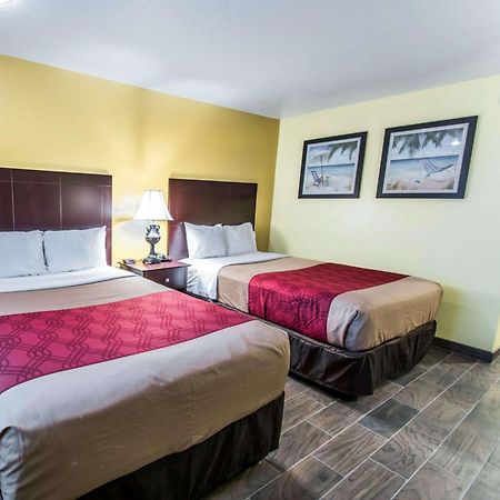 Econo Lodge Cocoa Beach - Near The Port Exteriör bild