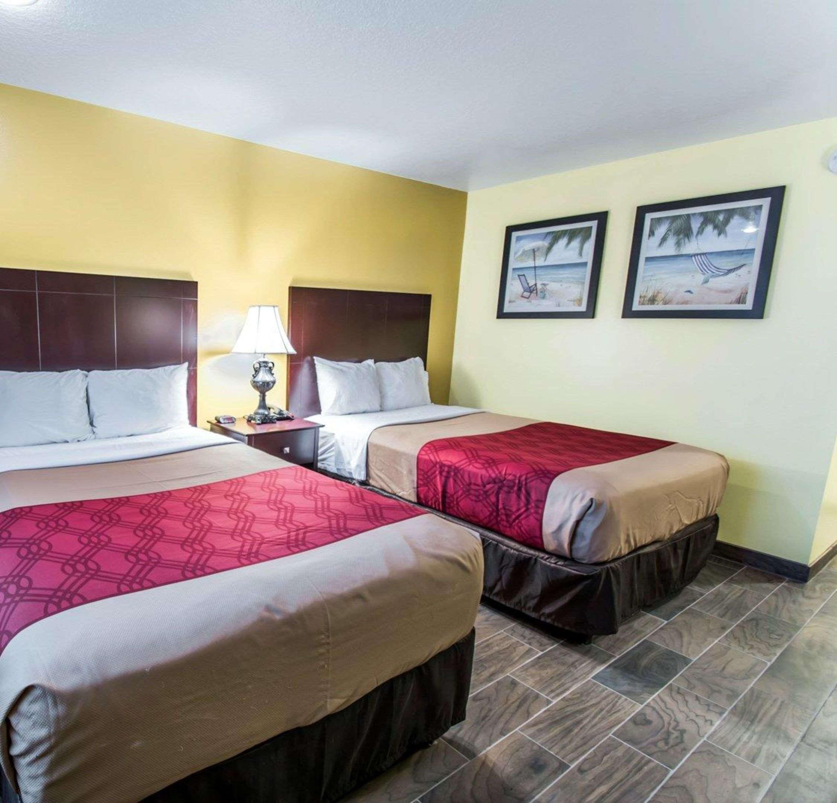 Econo Lodge Cocoa Beach - Near The Port Exteriör bild
