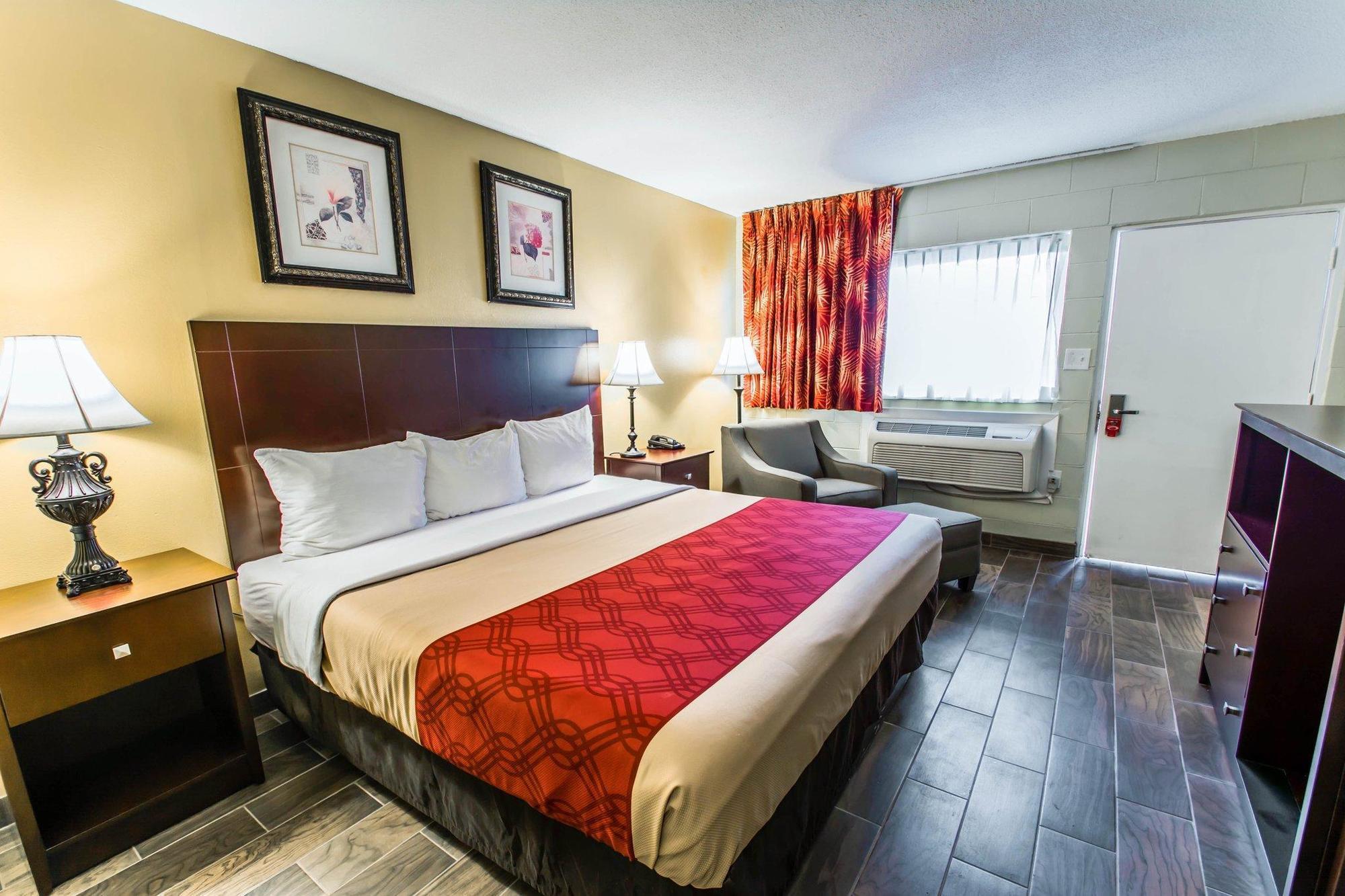 Econo Lodge Cocoa Beach - Near The Port Exteriör bild