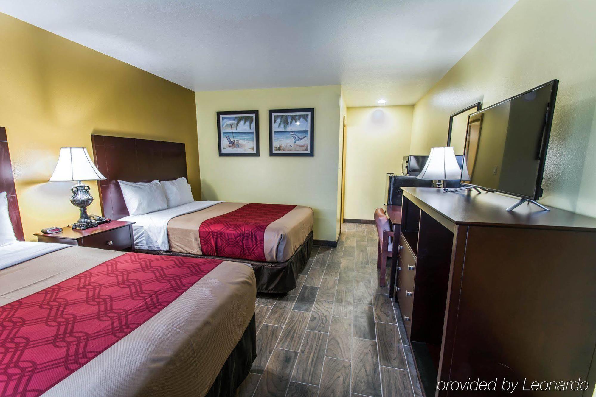 Econo Lodge Cocoa Beach - Near The Port Exteriör bild